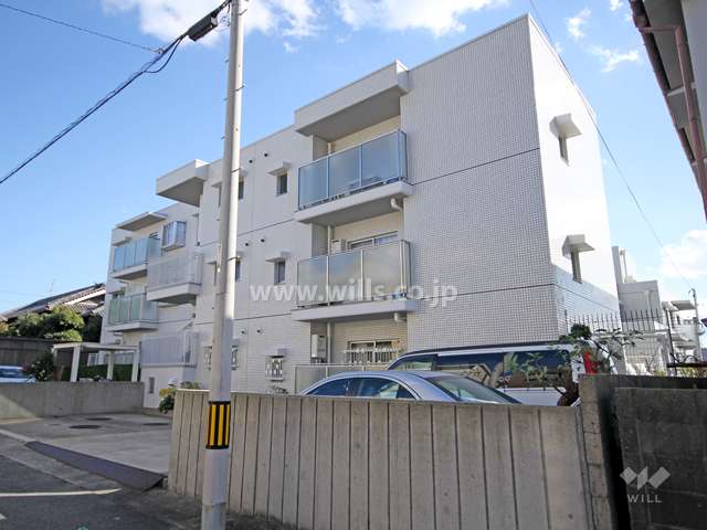 メゾン六甲の外観(北西側から)