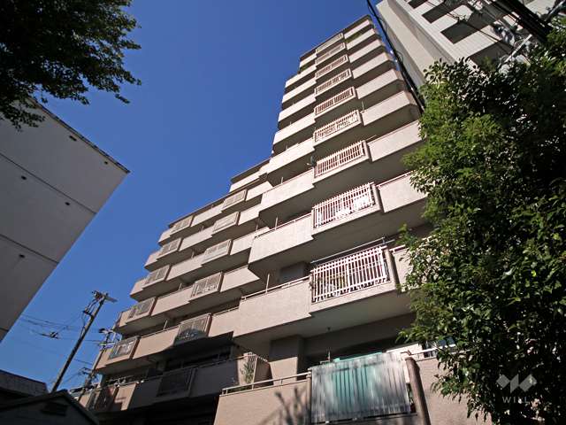 ライオンズマンション王子公園の外観(南東側から)