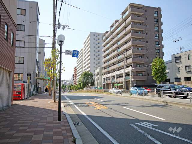 敷地南側の道路（山手幹線）