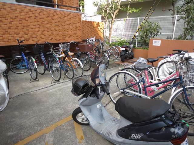 駐輪場、バイク置場