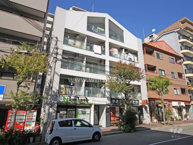 リゾーム灘の外観(南西側から)