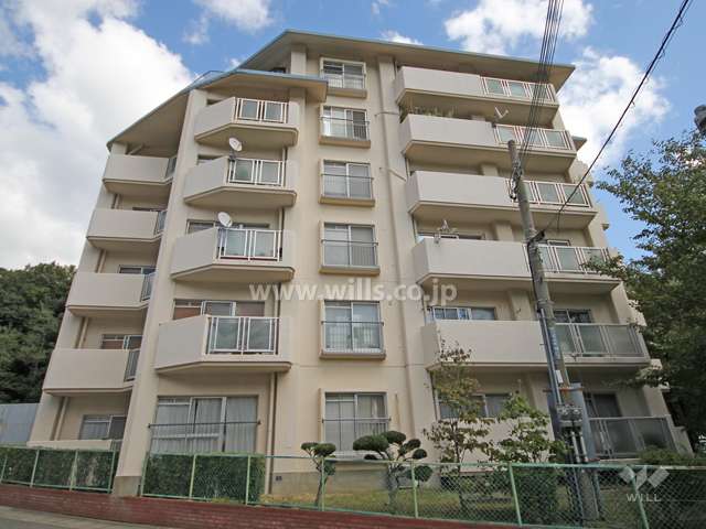 レック六甲の外観(西側から)