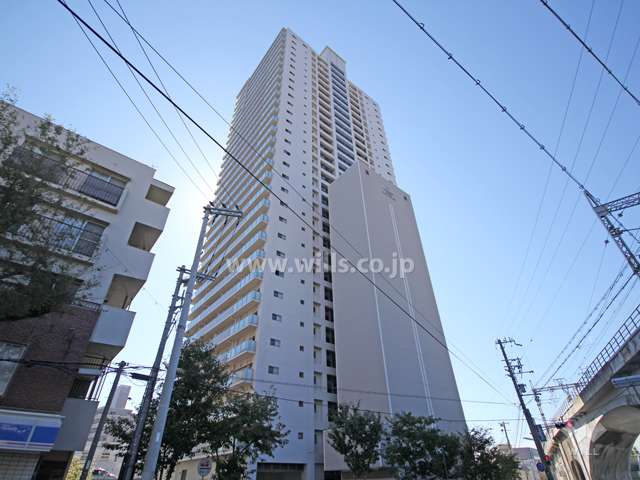 ワコーレKOBE灘タワーの外観(北東側から)