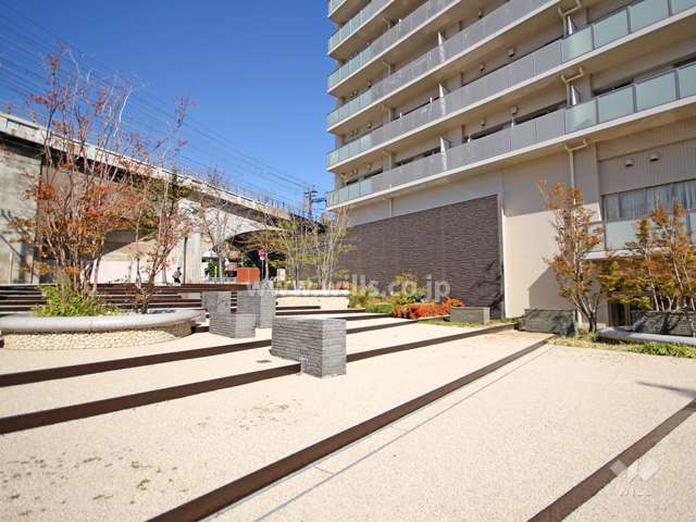 敷地西側の公園