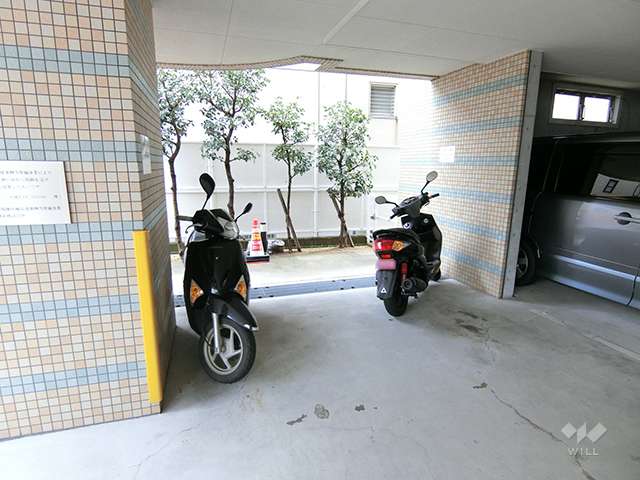 バイク置場