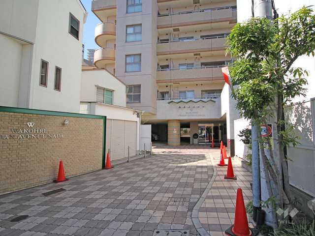 駐車場出入り口