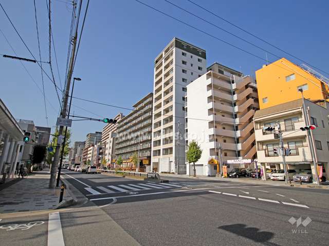 ワコーレ六甲道オービット2の遠景（国道2号線）