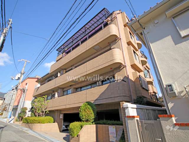 甲南ヴェルシティ六甲の外観(南西側から)