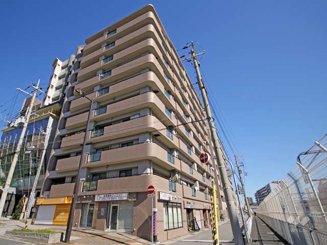 甲南グランヴェルジュ灘の外観(南西側から)