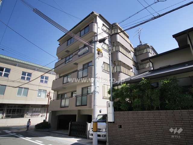 甲南サンステージ六甲の外観(北西側から)