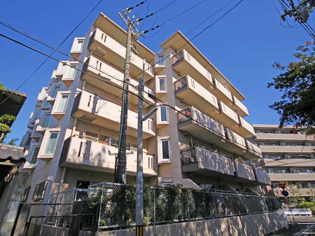 篠原リッチライフの外観(南西側から)