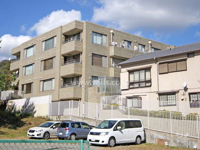 篠原北町パークマンションの外観(南東側から)