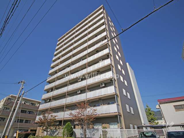 大石川サニーハイツの外観(南東側から)