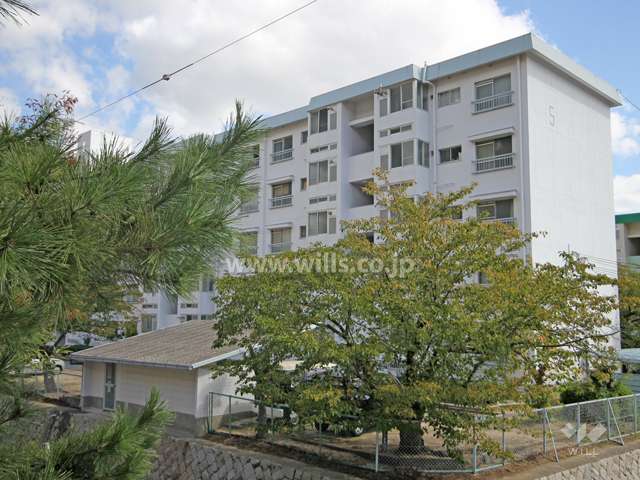 鶴甲コーポ5号館の外観(北西側から)