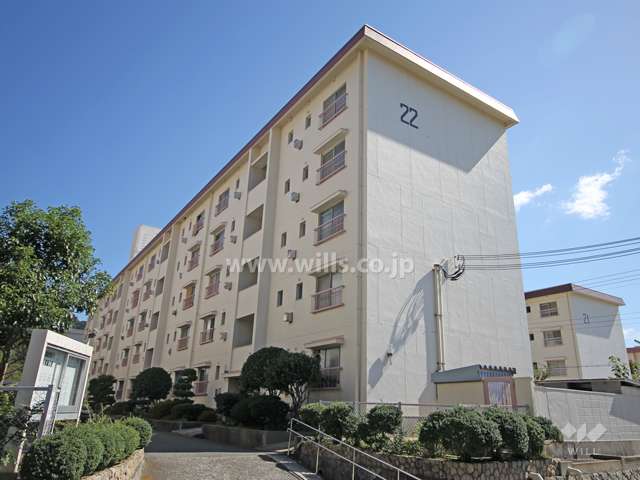鶴甲コーポ22号館の外観(北西側から)