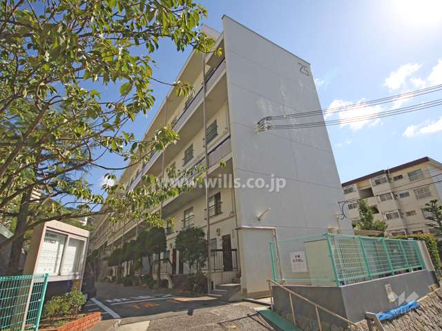 鶴甲コーポ25号館の外観(北西側から)