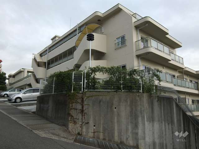 東急ドエル摩耶の外観（北西側から）