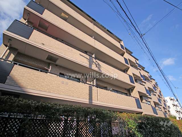藤和シティホームズ六甲友田町の外観(南西側から)