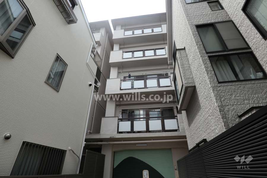 楠ヶ丘マンション（B棟）の外観（南側から）