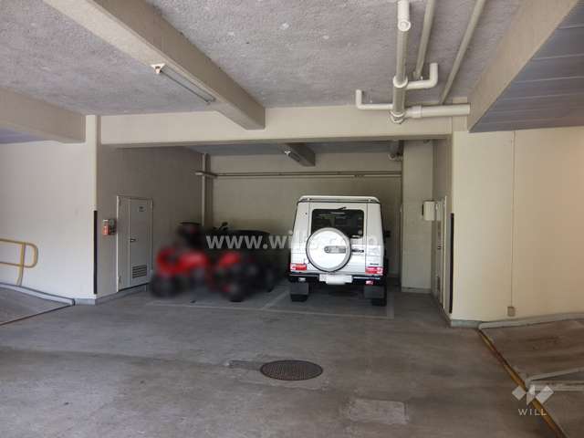 敷地内駐車場（屋内平面式）