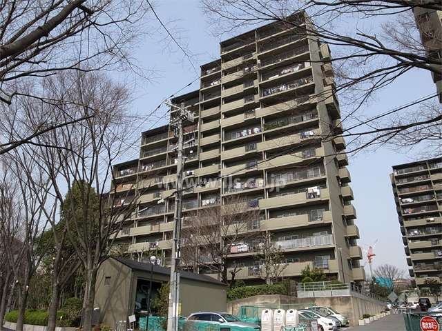 千里中央パークヒルズＤ棟の外観（南側から）