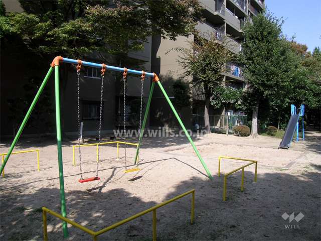 A棟の南側にある公園