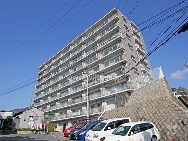 六甲桜丘ハイツの外観(南東側から)