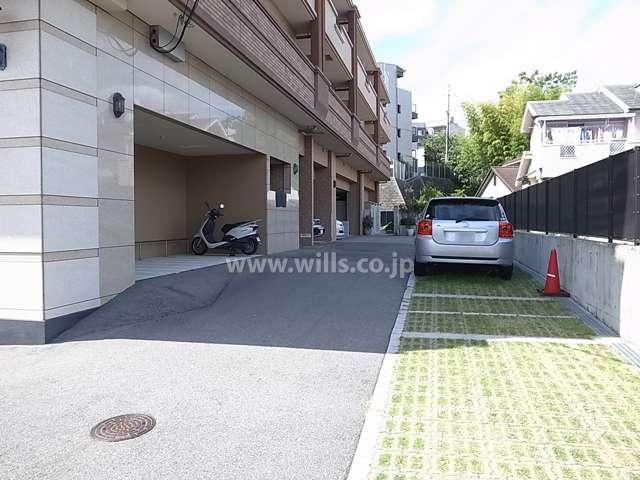 敷地内駐車場