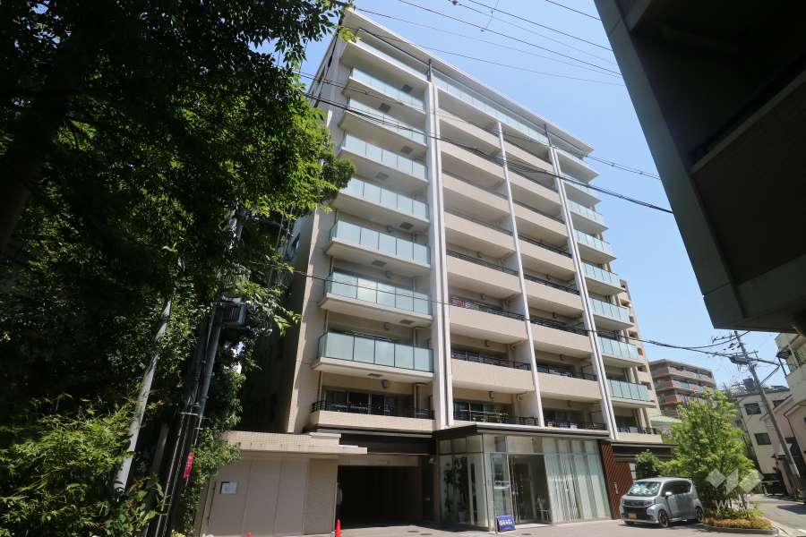 プラウド西宮松原町の外観（南西側から）