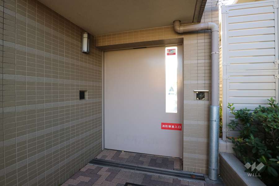 サブエントランス