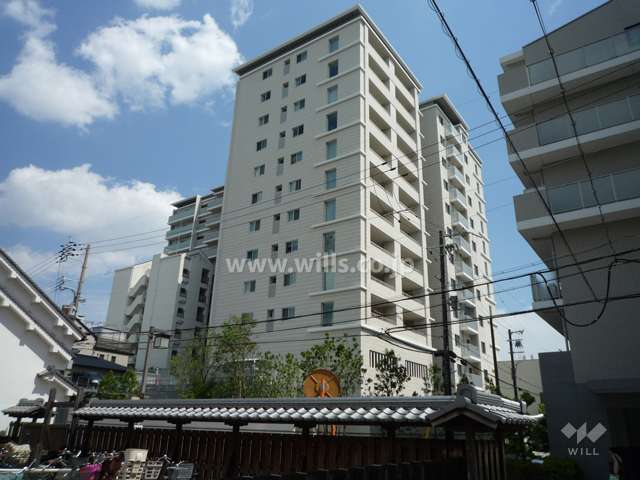 プラウド伊丹郷町マークスの外観（北西側から）