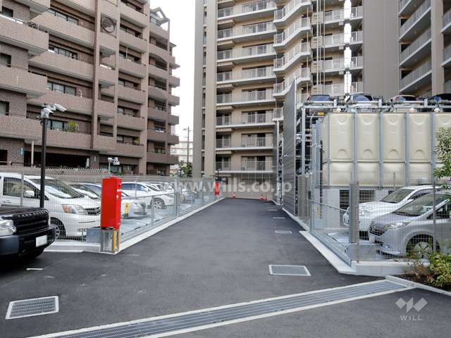 敷地内駐車場（屋外機械式と平面式）