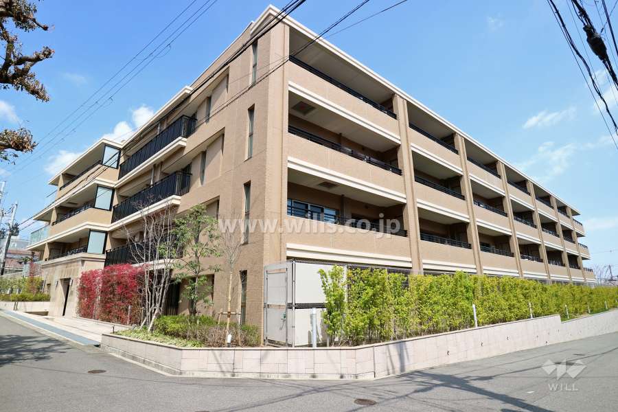 クレヴィア芦屋翠ヶ丘の外観（南西側から）