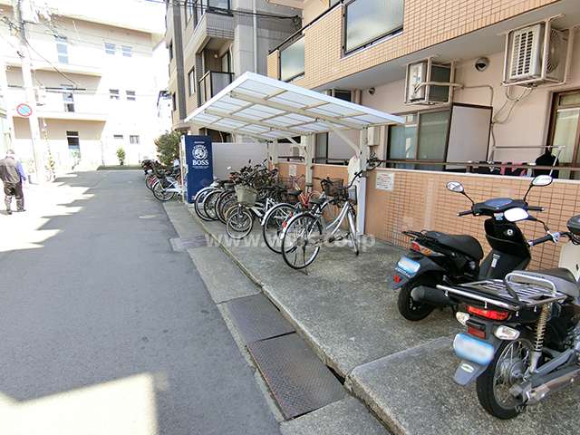 駐輪場、バイク置場