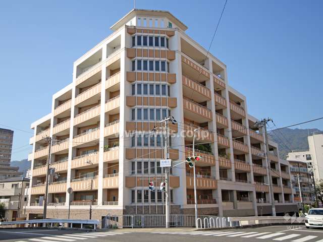 リベール灘北通りの外観(南東側から)