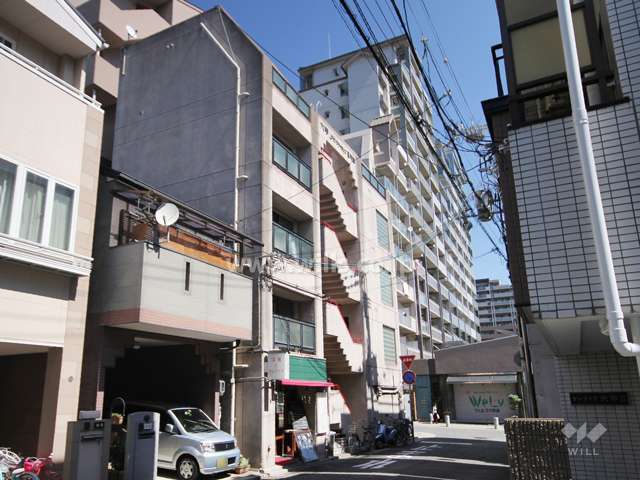 六甲グランドライオンズ2の外観(南西側から)