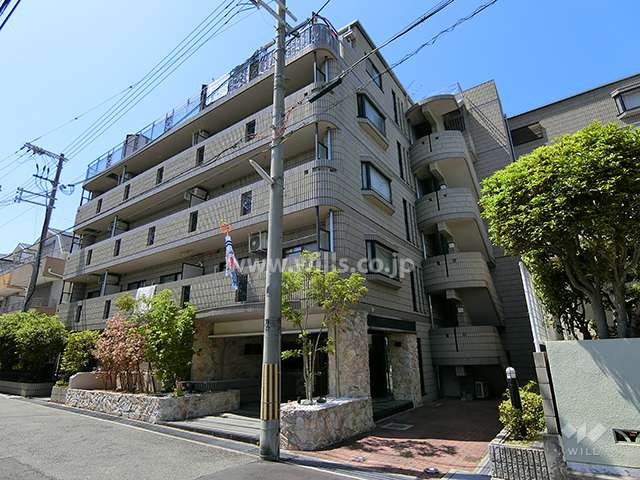 ルネ六甲八幡町の外観（南東側から）