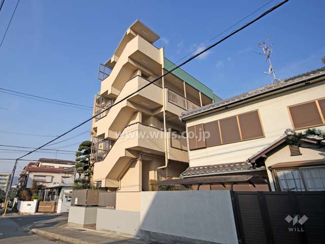 サンパレスの外観(南東側から)