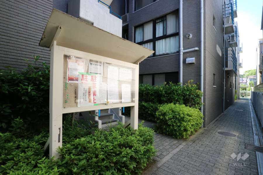 掲示板・通路