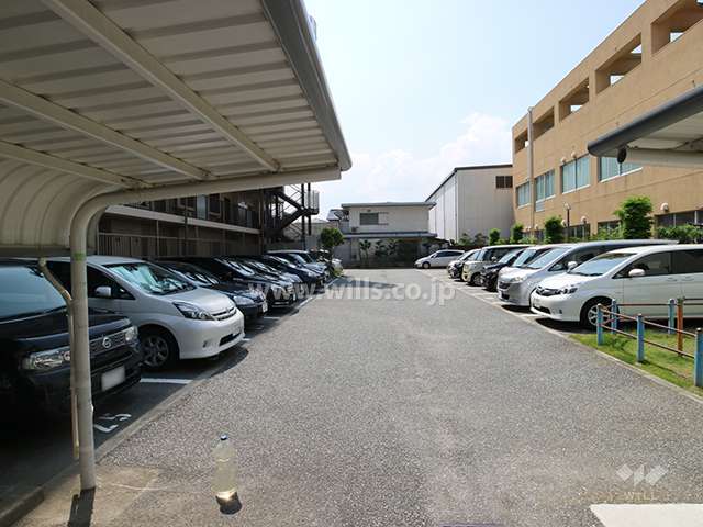 敷地内駐車場（屋外平面式）