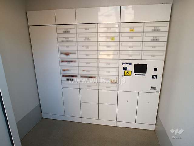 宅配ボックスと共用ポスト