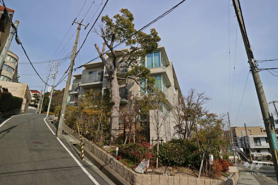 プラウド芦屋三条町の外観（南西側から）