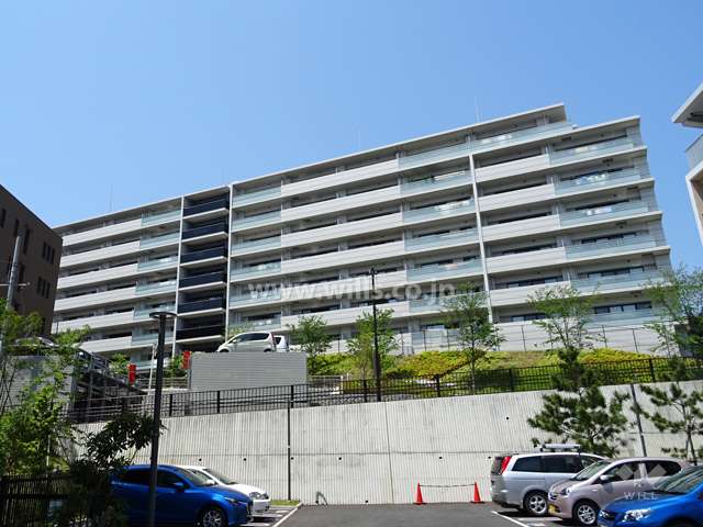 ローレルコート千里山の遠景