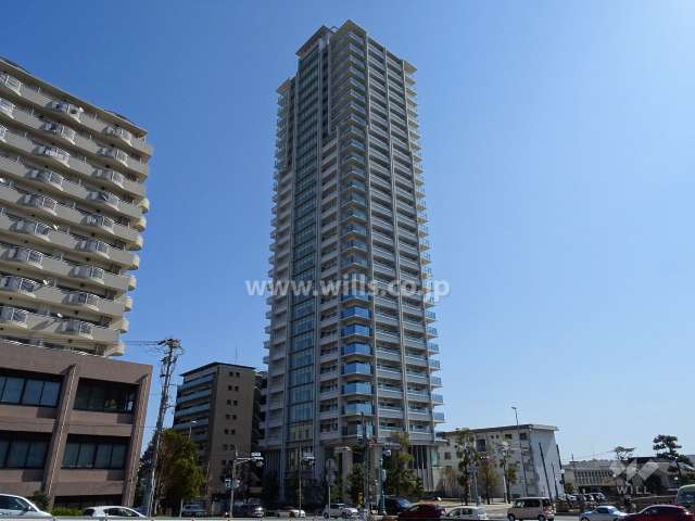 プラウドタワー住吉の外観（北西側から）