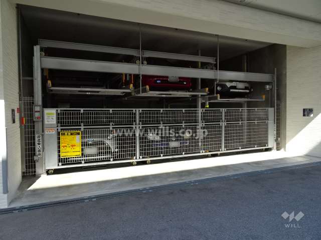 敷地内駐車場（屋内機械式）