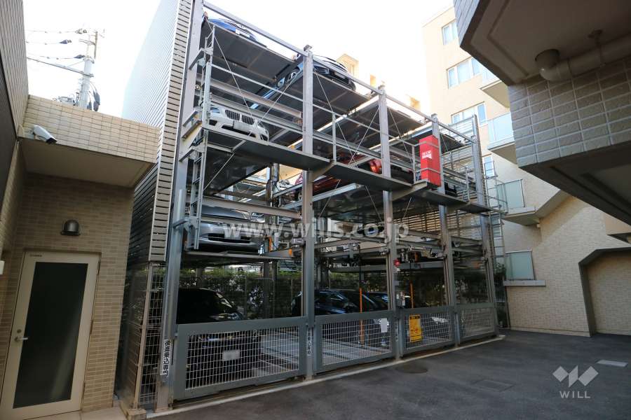 ウェリス西宮北口コンフュール林田の外観（南西側から）