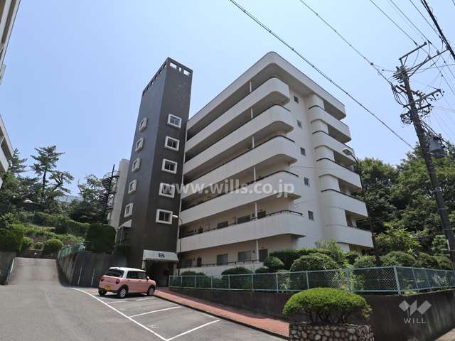 覚王山田代コーポラスB棟の外観（北西側から）