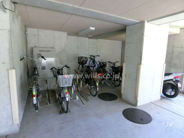 駐輪場