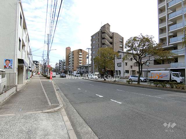 敷地北側は山手幹線に面しています。