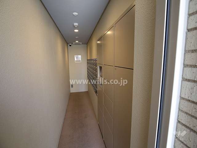 宅配ボックスと共用ポスト